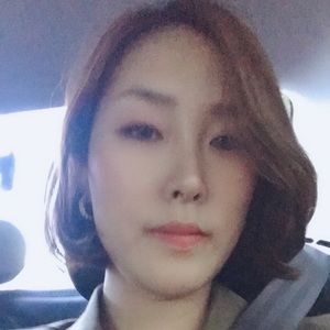 Meet your Posher, Hyewon